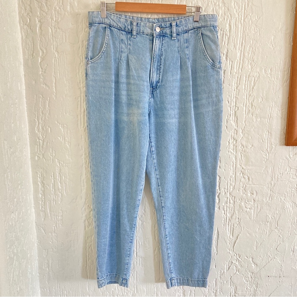 H&M High Waisted Mom Jeans Size 12